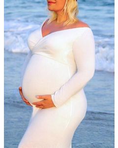 Maxi vestido cruzado en el pecho con hombros descubiertos de maternidad para babyshower con cuello en V manga larga maternidad elegante blanco