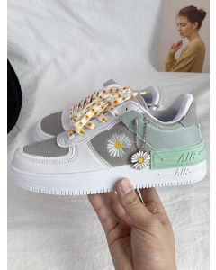 Green Round Toe Embroidery Fashion Flats