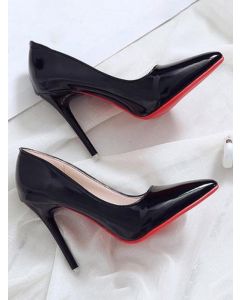 Zapatos punta del dedo del pie stiletto moda de tacón alto negro