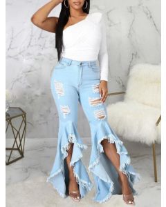Hellblaue unregelmäßige Rüschenquaste hoch taillierte Mode lange zerrissene Flare-Jeans