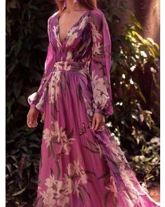 Maxi vestido estampado de flores drapeado fluido gran columpio manga larga elegante morado.