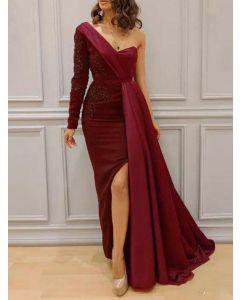 Maxi vestido abertura lateral de un hombro irregular de encaje manga larga banquete elegante rojo vino