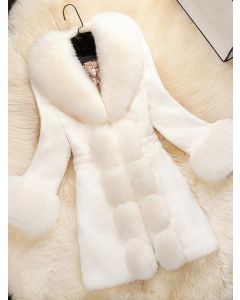 Abrigo cuello de piel esponjoso moda de talla grande piel sintética blanco